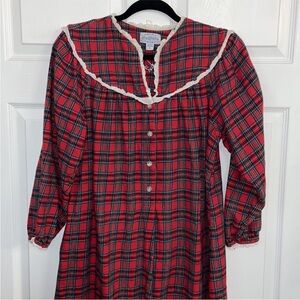 Lanz of Salzburg Red Plaid White eyelet lace trim Nightgown Flannel Small